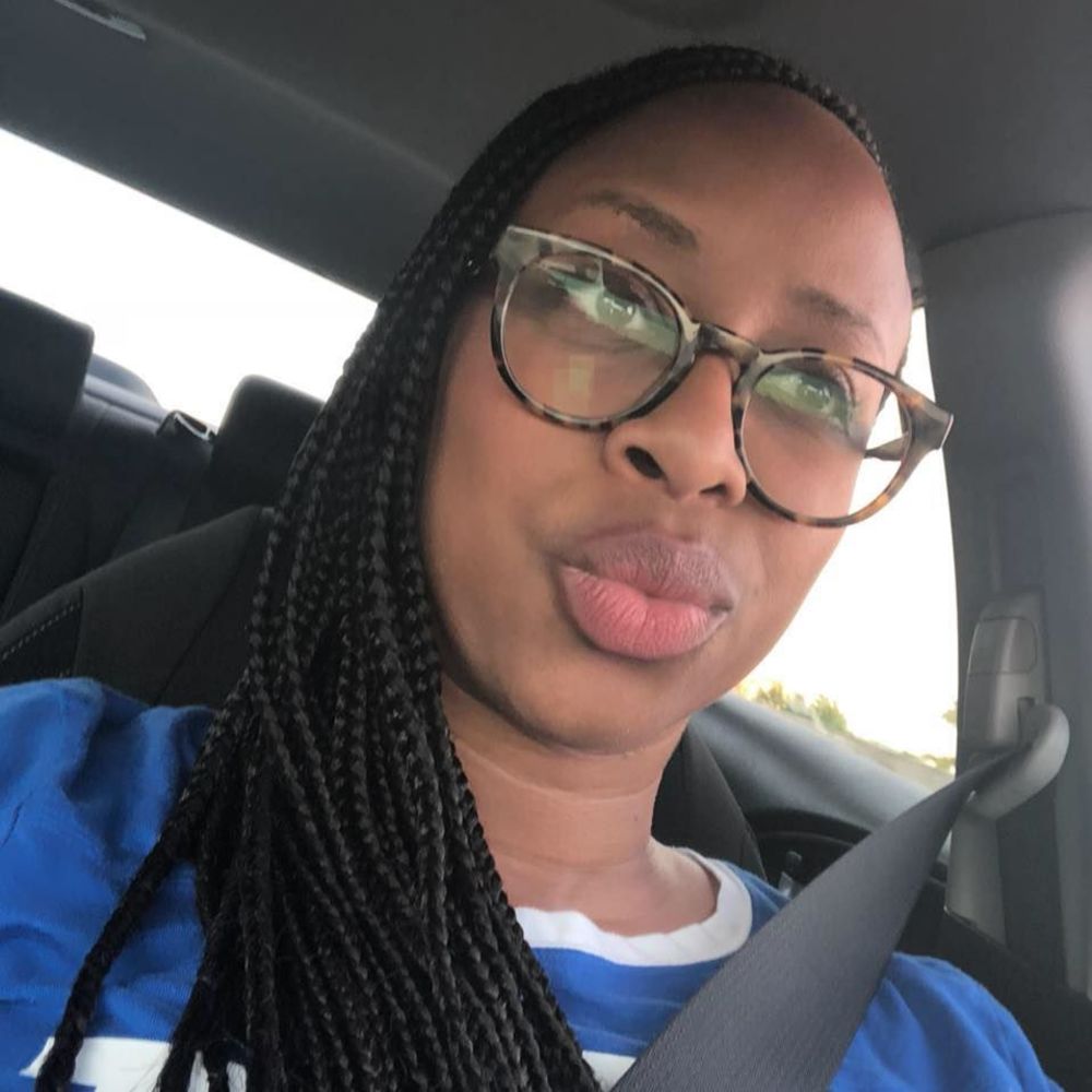 Meet your Posher, Tia